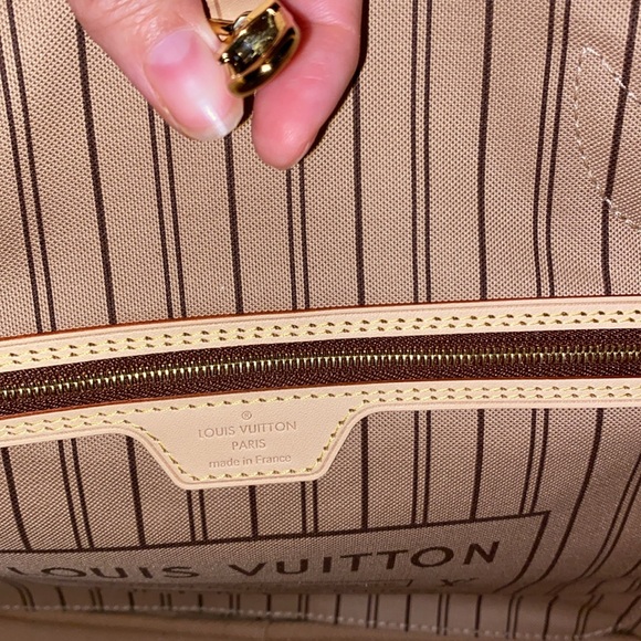 Louis Vuitton Neverfull Mono MM & Wristlet Gift Box with Blue Ribbon NEW - Picture 8 of 16